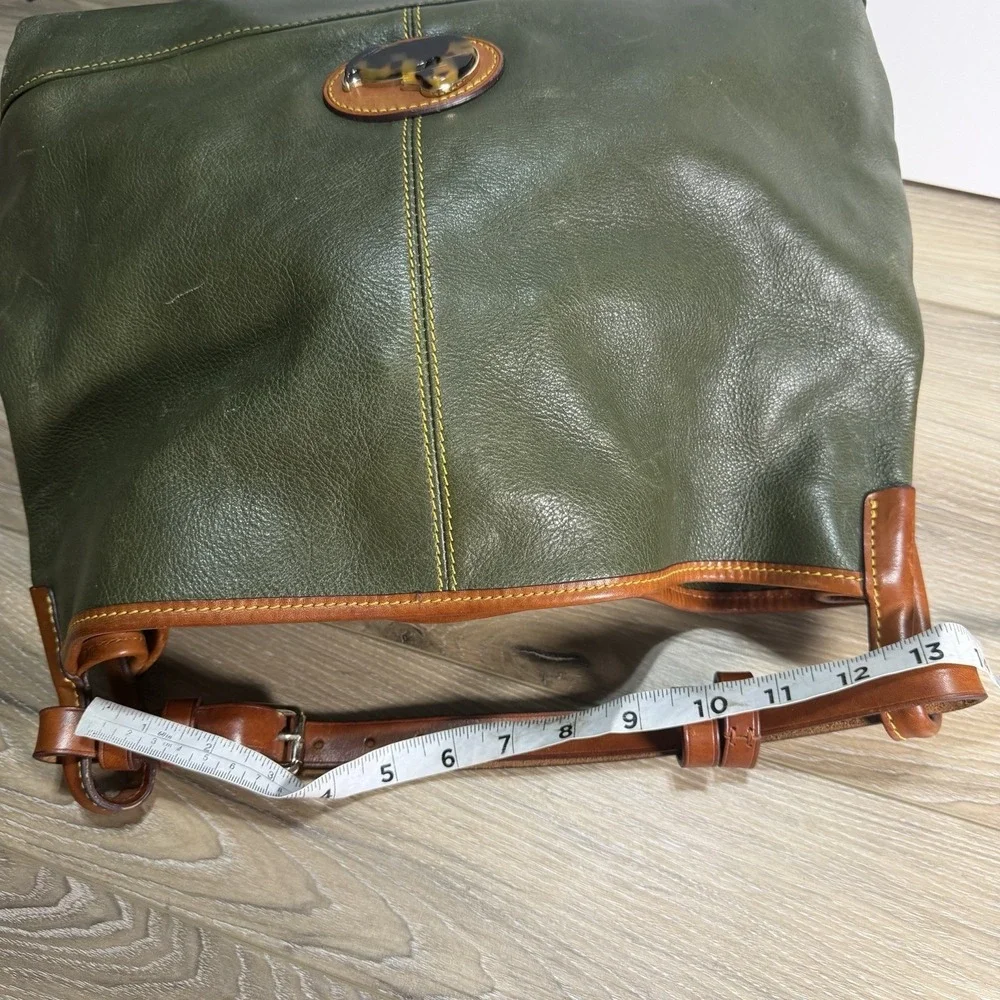 Dooney & Bourke good used